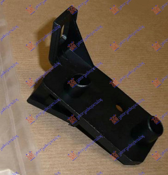 Renault megane sdn 99-02 NOSAC PREDNJEG BRANIKA PLASTICNI