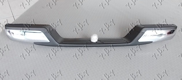 Toyota hi-lux 2wd/4wd 2001-2005 (n1/n2/n3) ZADNJI BRANIK HROM (OTVOR ZA KUKU) (neofarban)