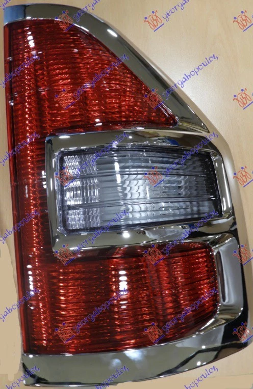 Mitsubishi pajero 01-07 STOP LAMPA -03