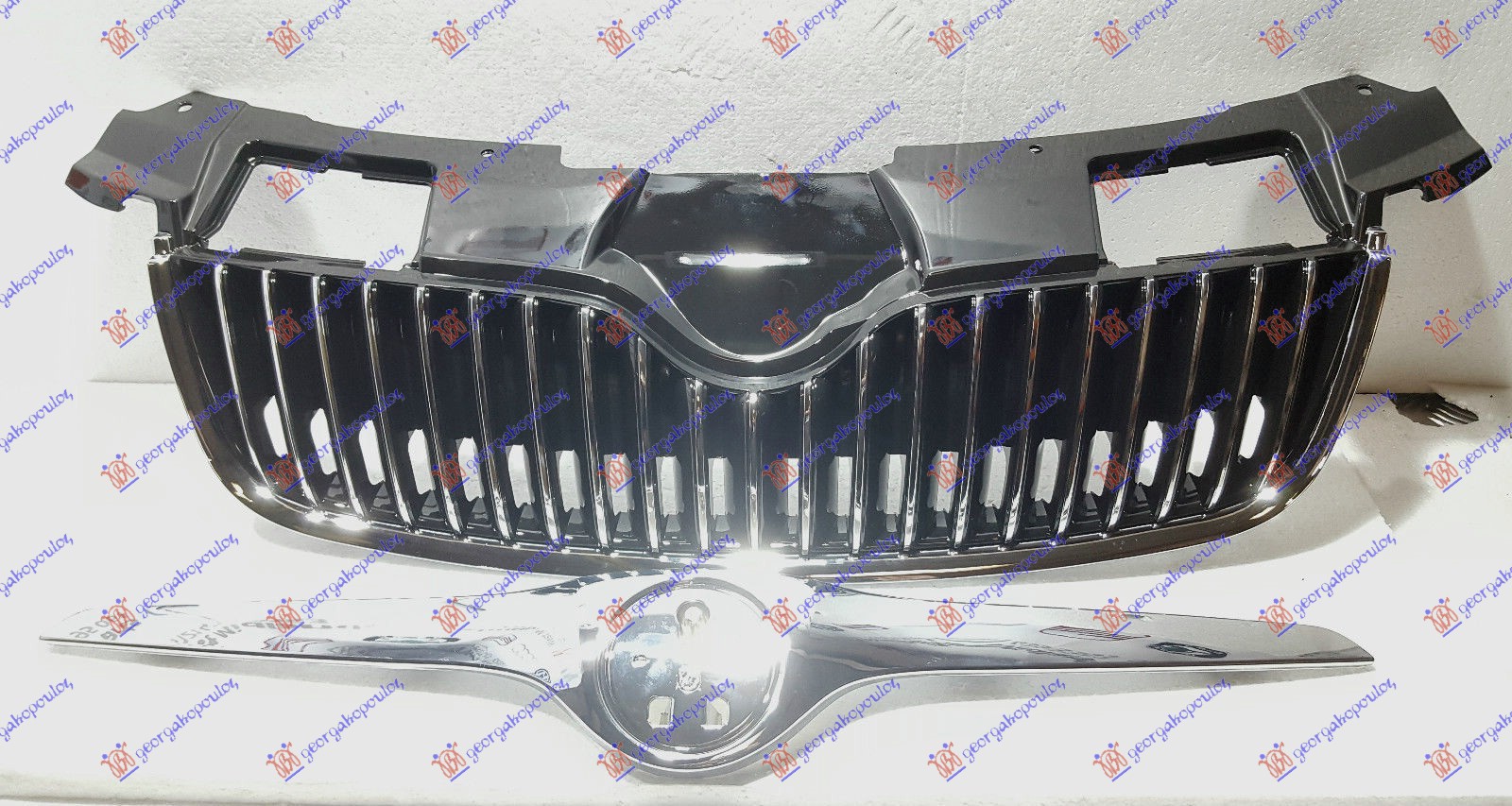 Skoda fabia 07-10 PVC MASKA SA LAJSNOM HAUBE