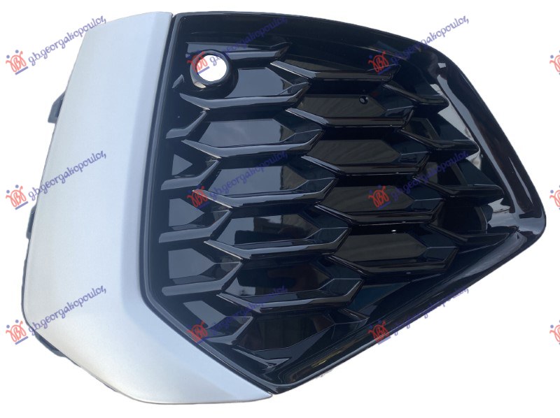 Audi a3 2020-2024 (8ys/8ym) RESETKA PREDNJEG BRANIKA CRNA (SREBRNA LAJSNA) (1 PDC SENZOR) (S-LINE)