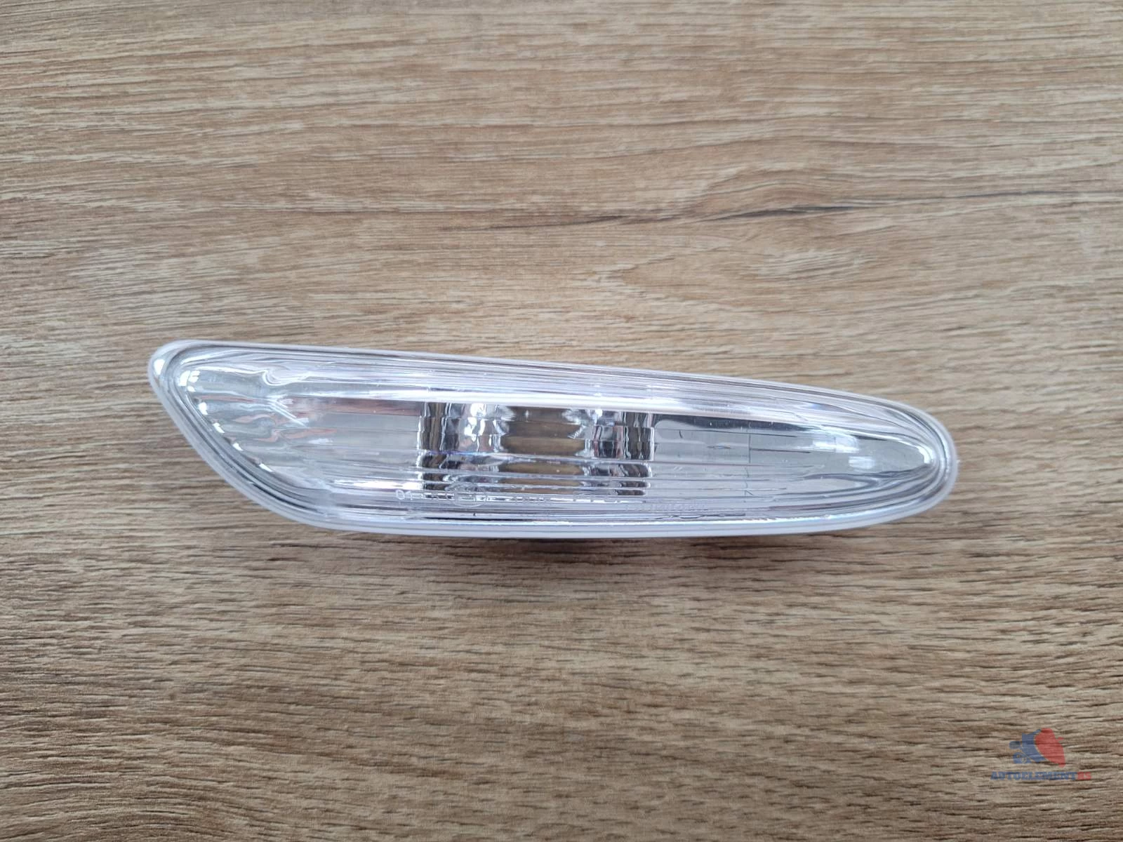 Bmw series 3 sdn/s.w. 2008-2012 (e90/e91) MIGAVAC U KRILU BELI (18-0399-21-9)