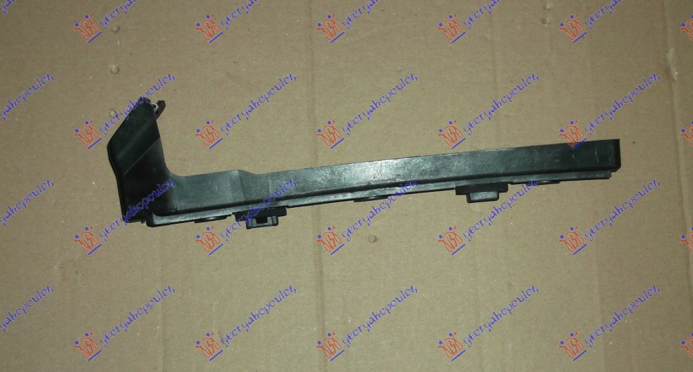 Fiat tipo 16-21 NOSAC ZADNJEG BRANIKA SPOLJ. PLAST. H/B