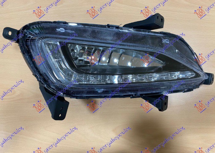 Hyundai tucson 15-18 MAGLENKA (H8) SA LED DNEVNIM SVETLOM