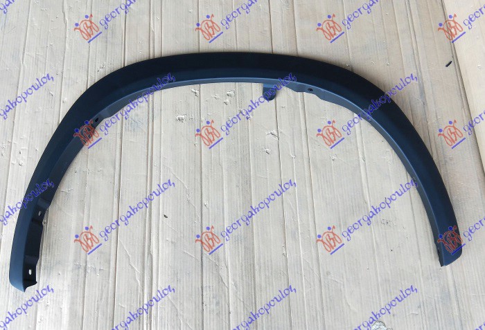 Lexus nx 14-17 RUB PREDNJEG BLATOBRANA PLASTICNI