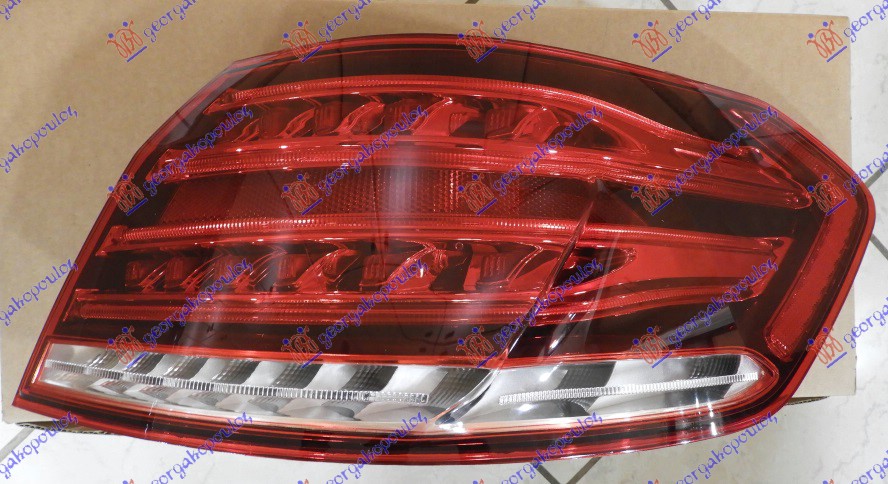 Mercedes e class (w212) 13-16 STOP LAMPA SPOLJASNJA (CELA LED) (CRNO KUCISTE) (DEPO)