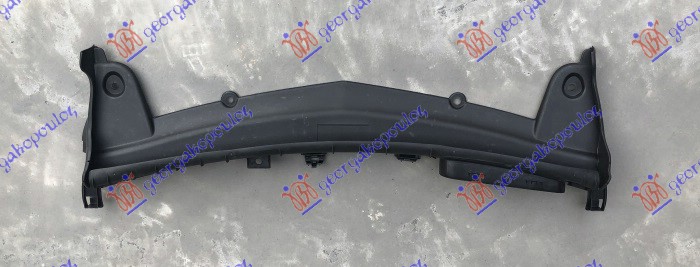 Mercedes e class (w213) 16-20 POKLOPAC HLADNJAKA GORNJI PLASTICNI