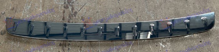 Mercedes glb 2019- (x247) LAJSNA ZADNJEG BRANIKA HROM (GAZISTE)