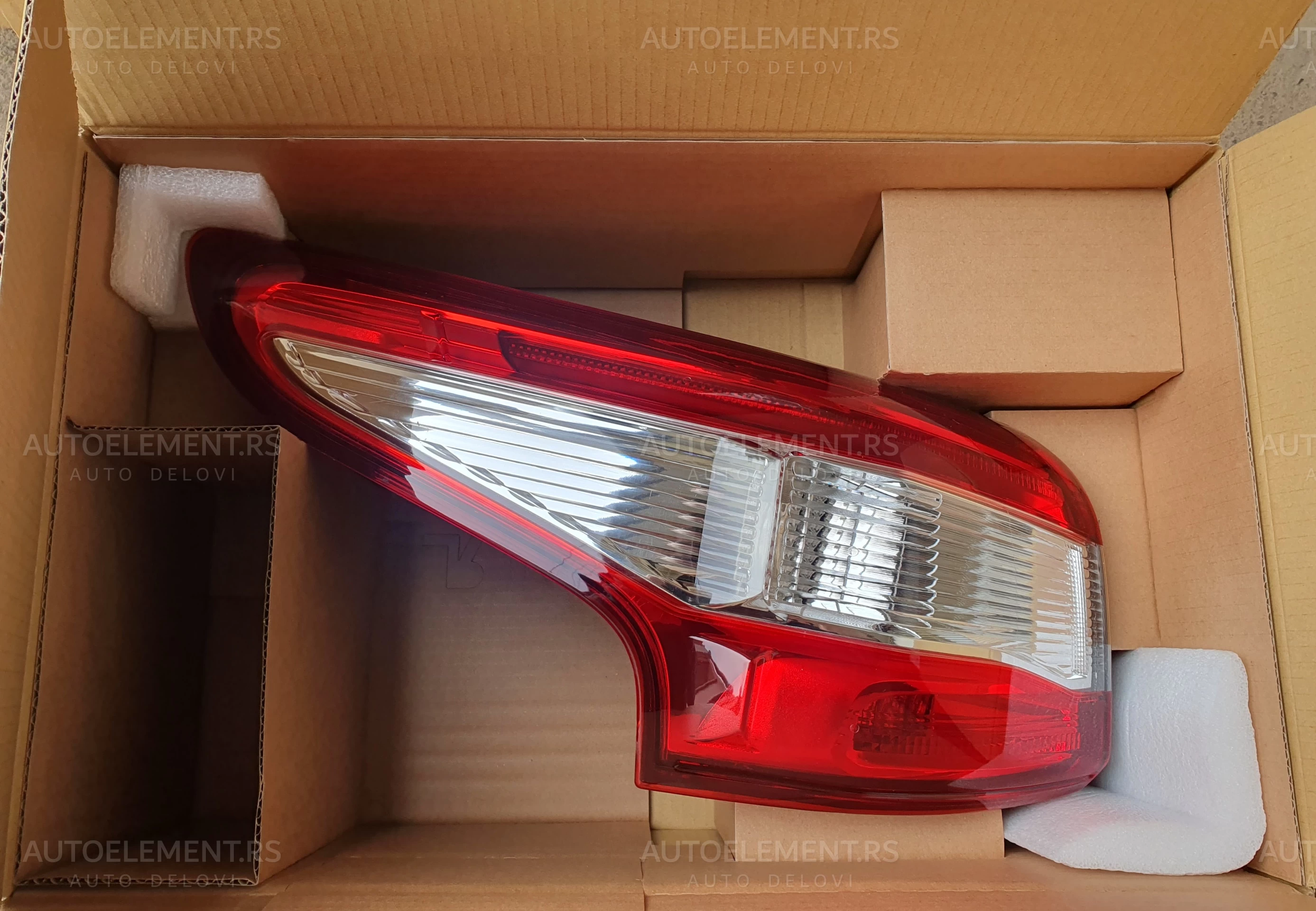 Nissan qashqai 13-17 STOP LAMPA SPOLJASNJA LED