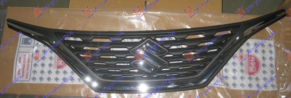 Suzuki baleno 16- PVC MASKA HROM/CRNA